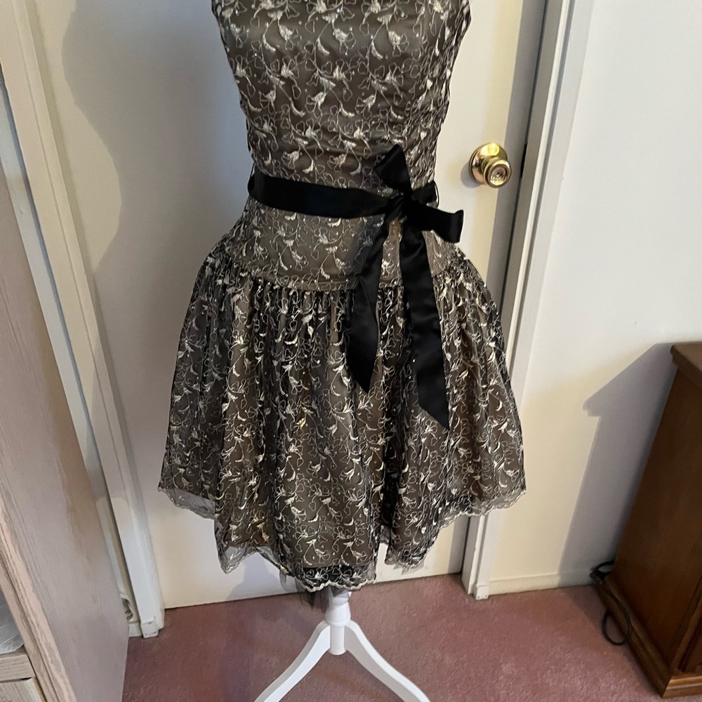 Black & gold strapless party dress